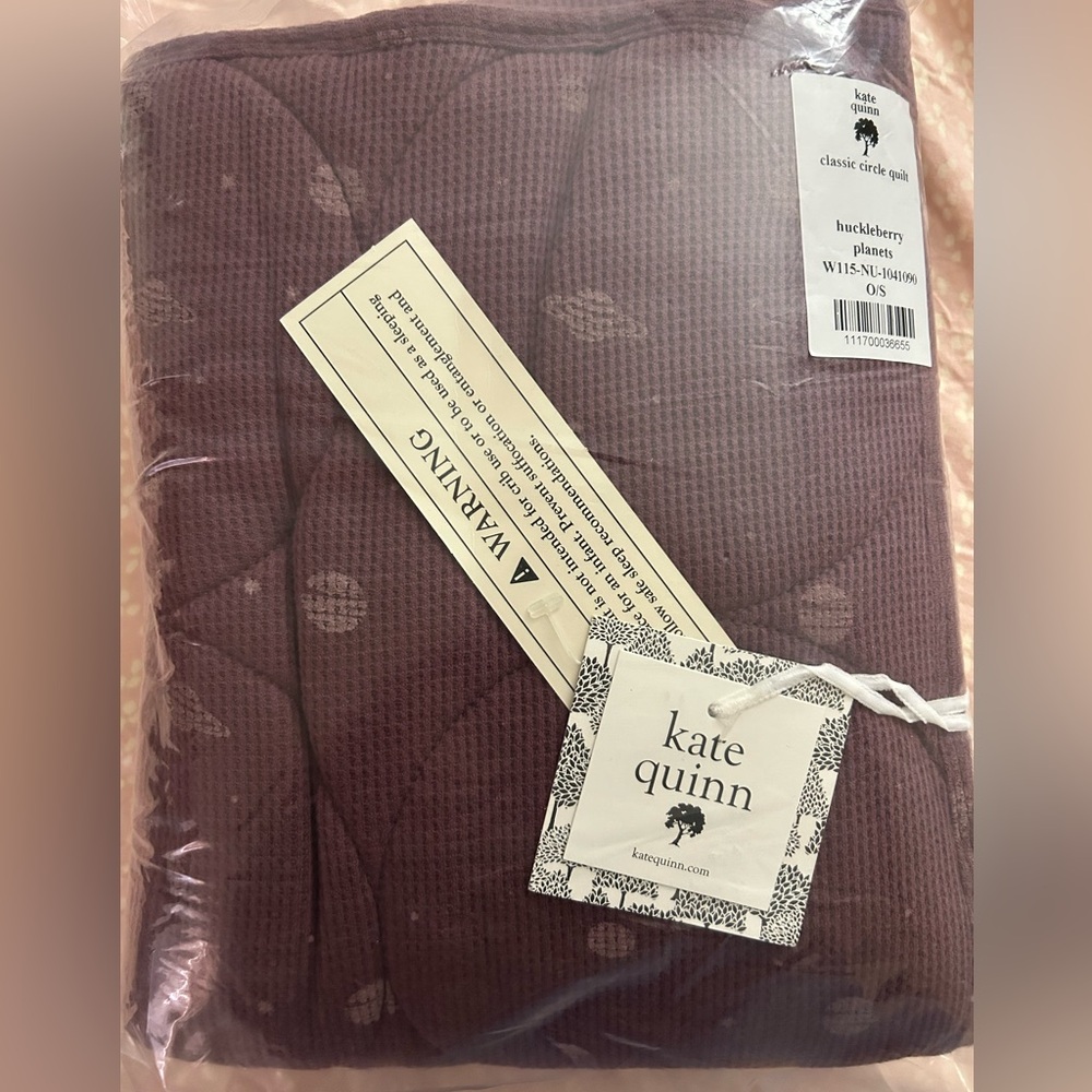 Kate Quinn classic circle quilt. Huckleberry planets. Thermal cotton. NIB